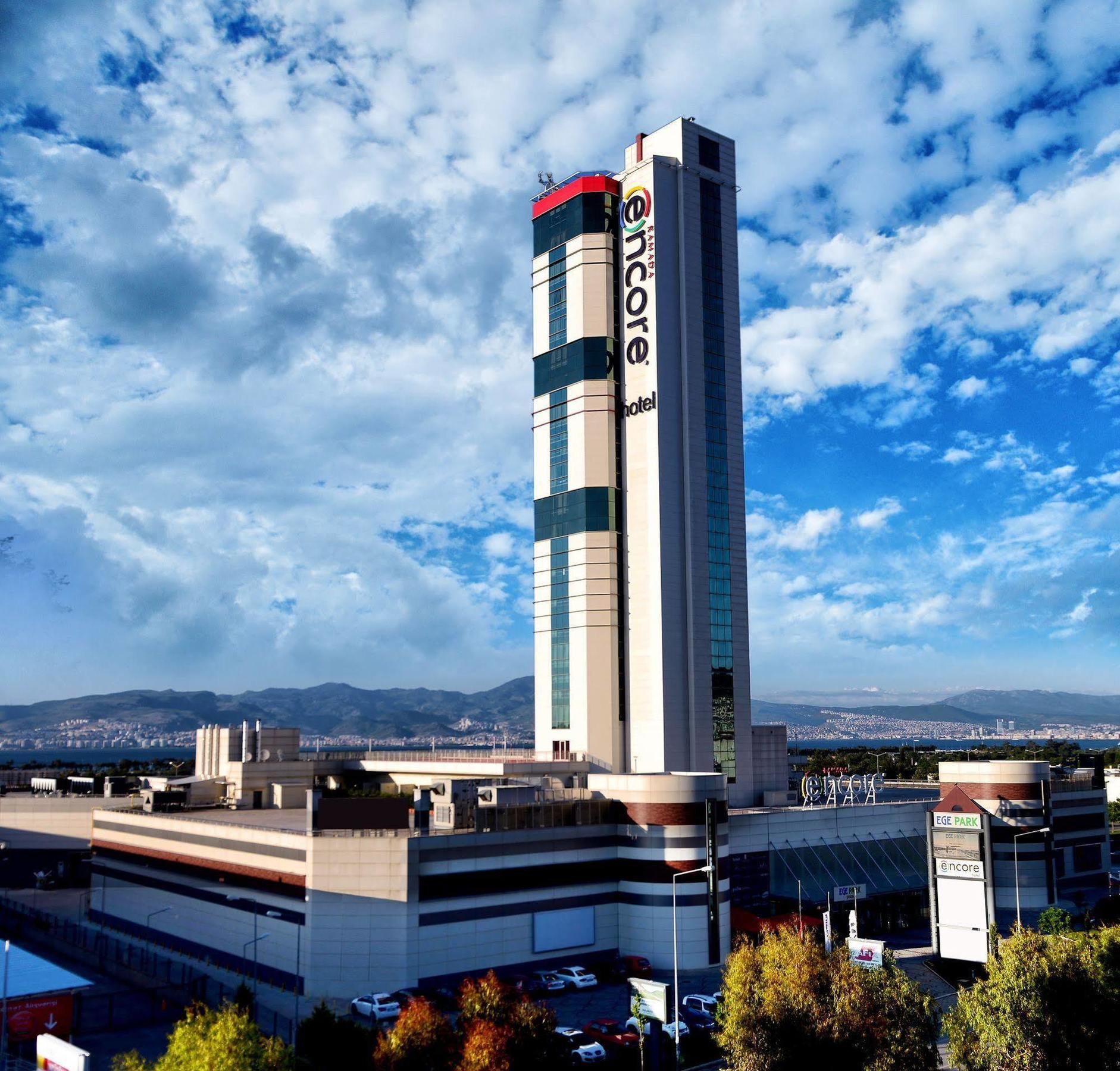 Ramada Encore By Wyndham İzmir Eksteriør bilde