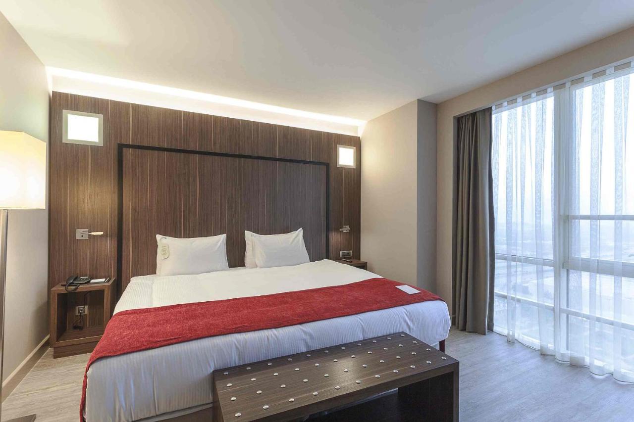 Ramada Encore By Wyndham İzmir Eksteriør bilde